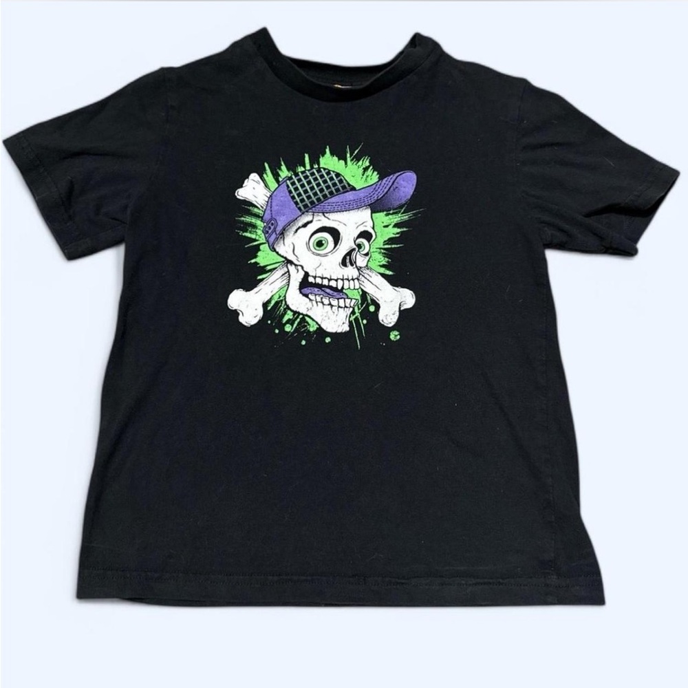 skull and cross bones baby tee